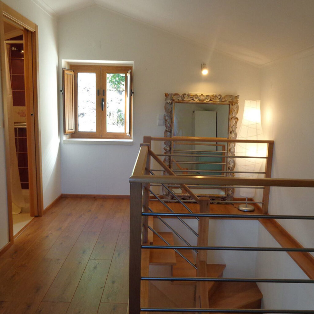 Oak Cottage_slide3