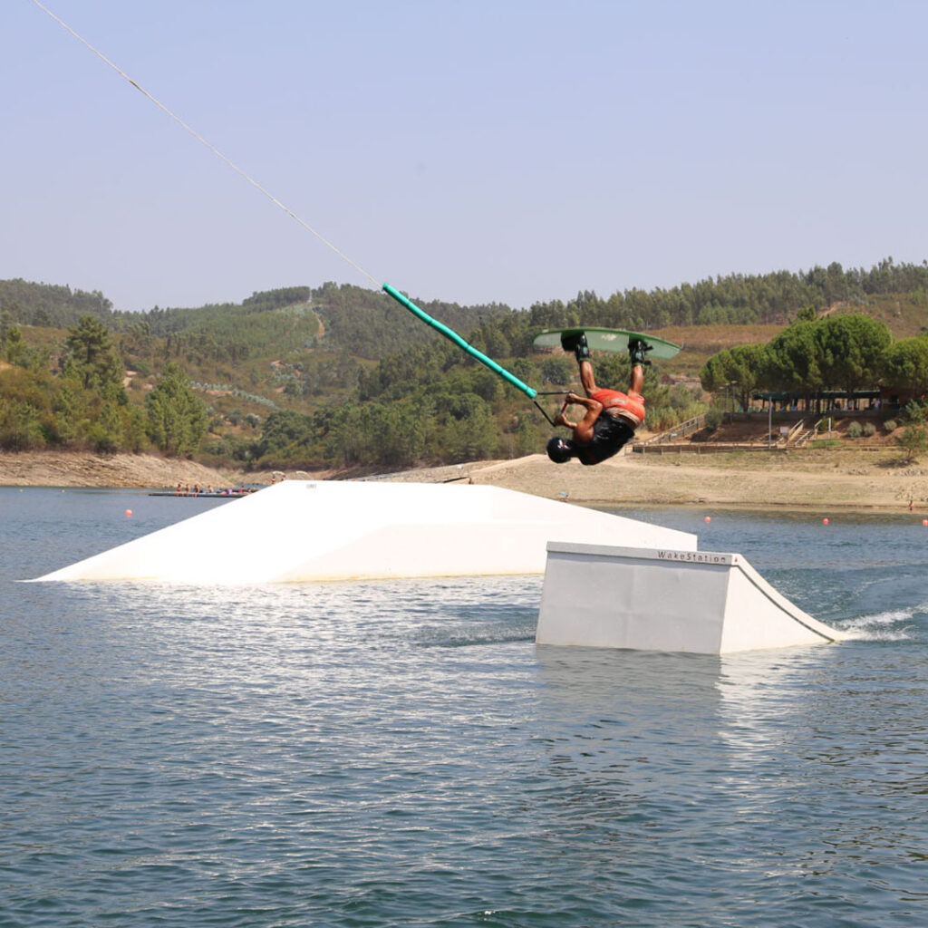 wakeboard-slide1